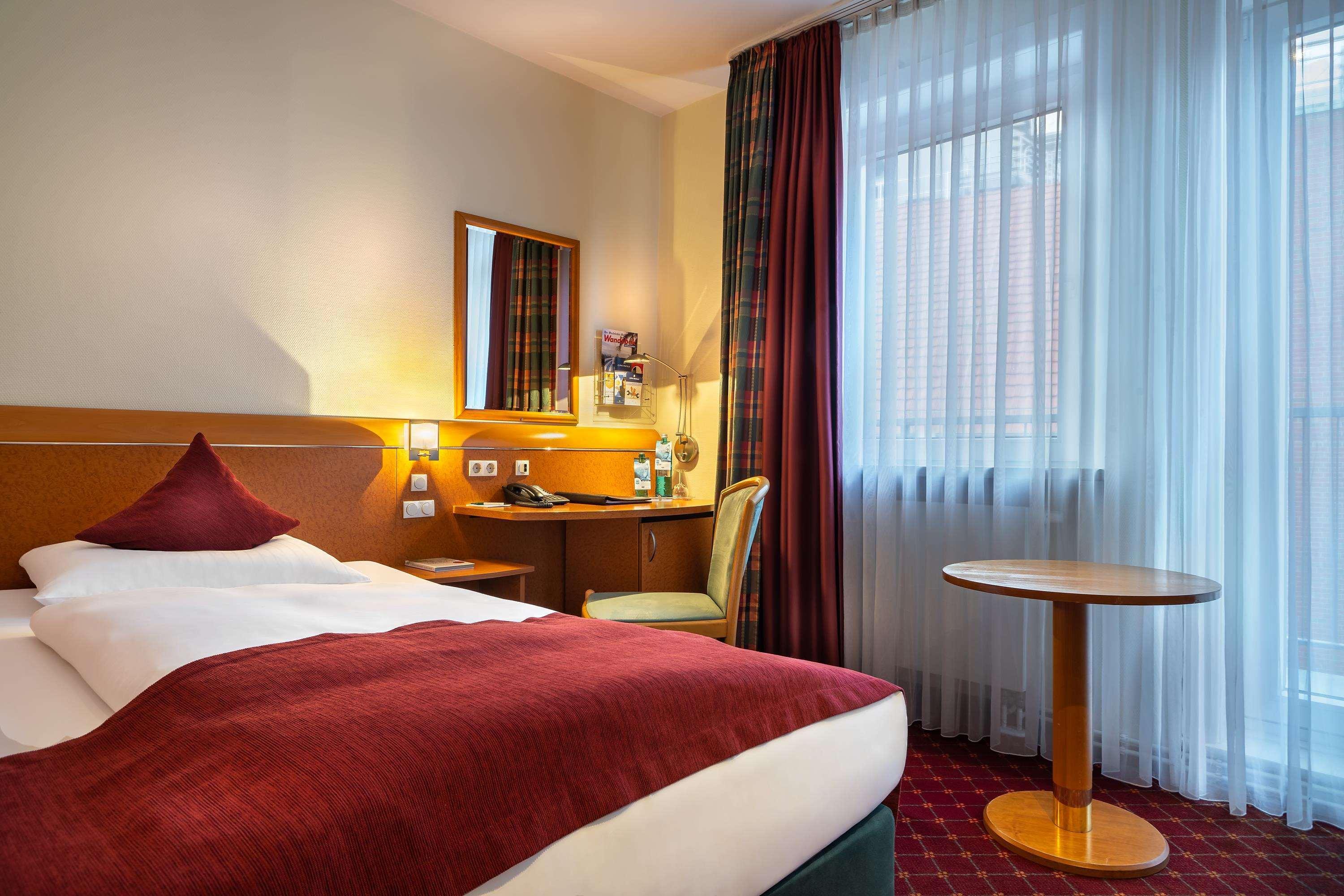 Garner Hotel Hamburg - Wandsbek Marktplatz מראה חיצוני תמונה