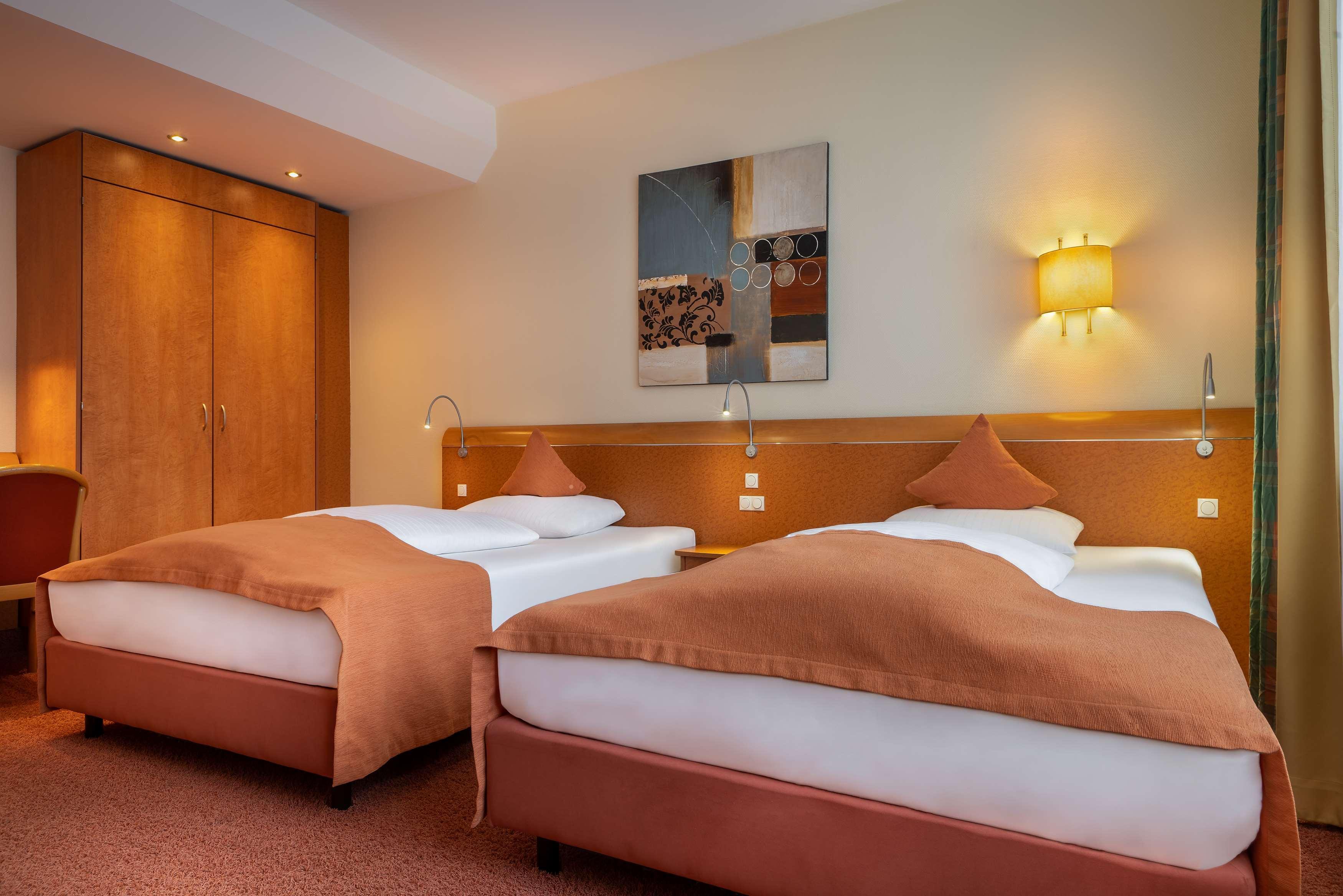 Garner Hotel Hamburg - Wandsbek Marktplatz מראה חיצוני תמונה